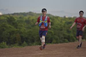 BIB: 347, 0278
                            <button type="button" onclick="openModal(5102128)" class="btn btn-primary btn-sm float-right btn-popup" data-toggle="modal" data-target=".modal-high-quality">
                        <i class="fas fa-shopping-cart"></i> Add to Cart
                    </button>
                                            <button type="button" onclick="isThisMe(5102128, true)" class="btn btn-success btn-sm float-right btn-popup btn-isme hidden" data-toggle="tooltip" data-placement="bottom" title="นี่คือรูปของคุณใช่ไหม คลิกที่นี่เพื่อเอาเข้าอัลบั้ม">
                        <i class="fas fa-plus"></i> Add to album
                    </button>
                    <button type="button" onclick="isThisMe(5102128, false)" class="btn btn-warning btn-sm float-right btn-popup btn-isnotme hidden">
                        <i class="fas fa-ban"></i> Remove from album
                    </button>